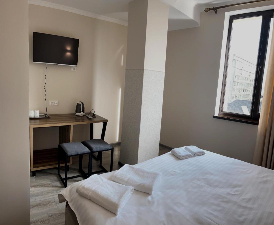 Hotel Nova 비슈케크 외부 사진